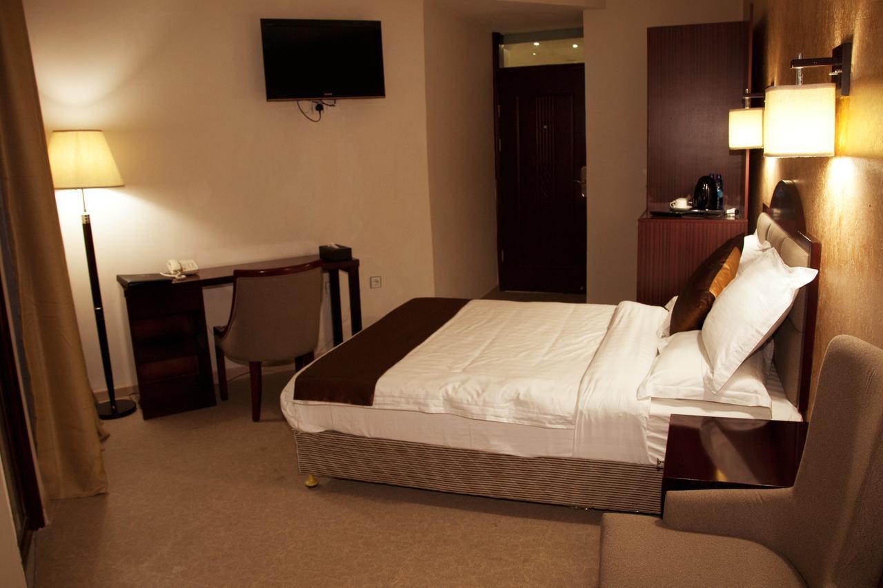 Manrashiwa Hotel Addis Abeba Kamer foto