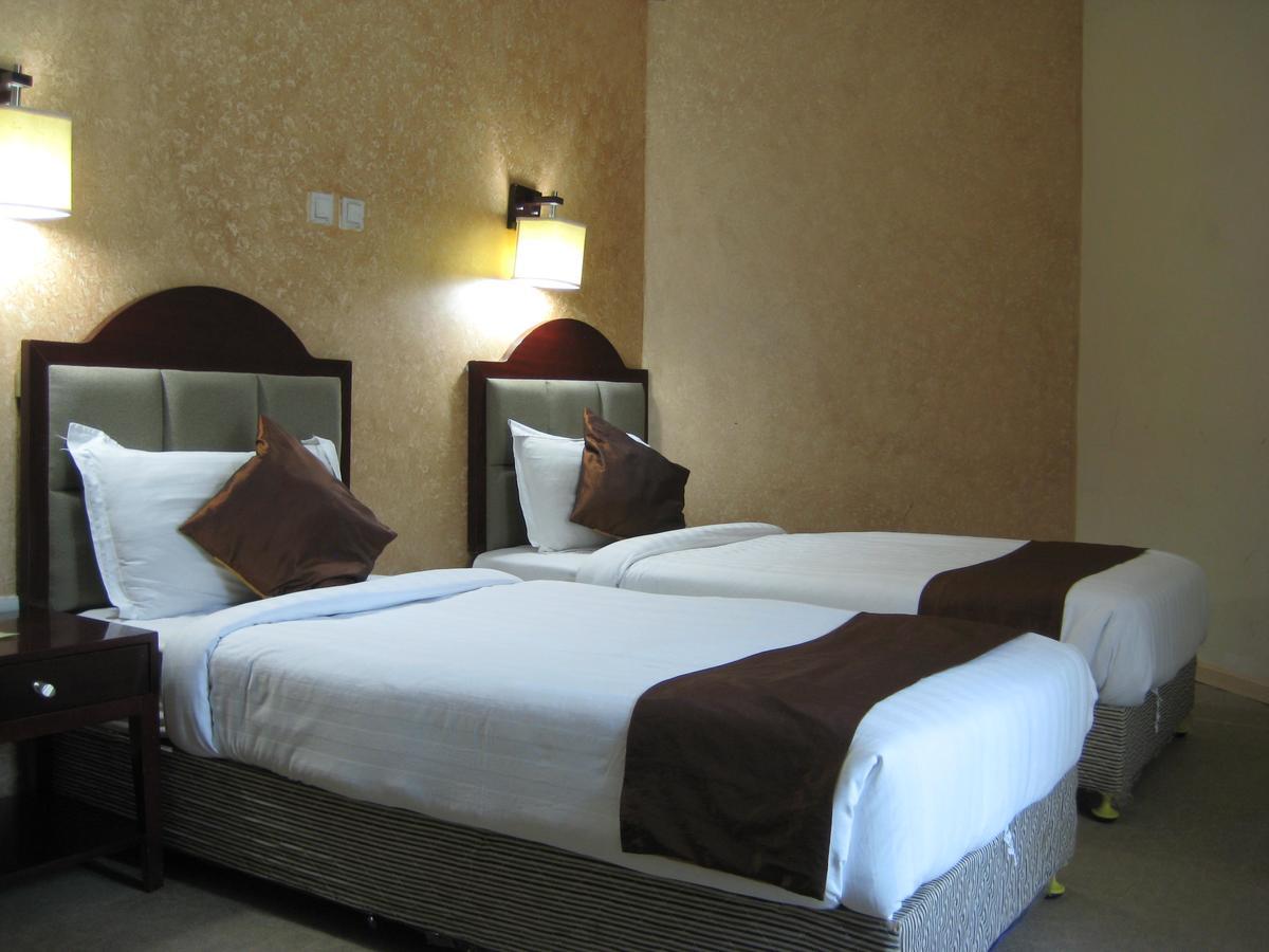 Manrashiwa Hotel Addis Abeba Buitenkant foto