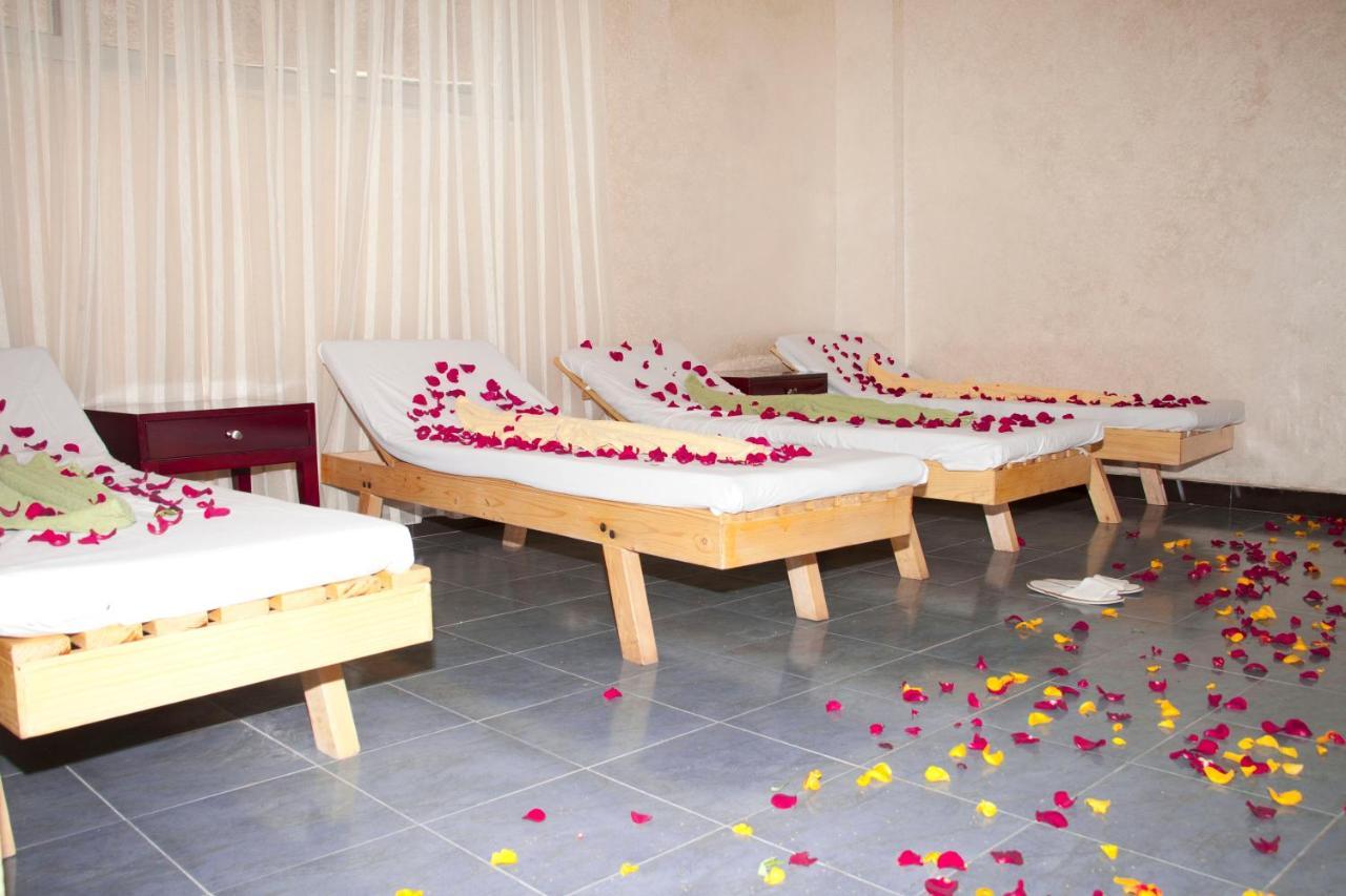 Manrashiwa Hotel Addis Abeba Buitenkant foto